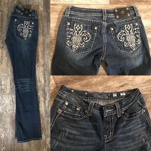 Fleur De Lis Miss Me jeans